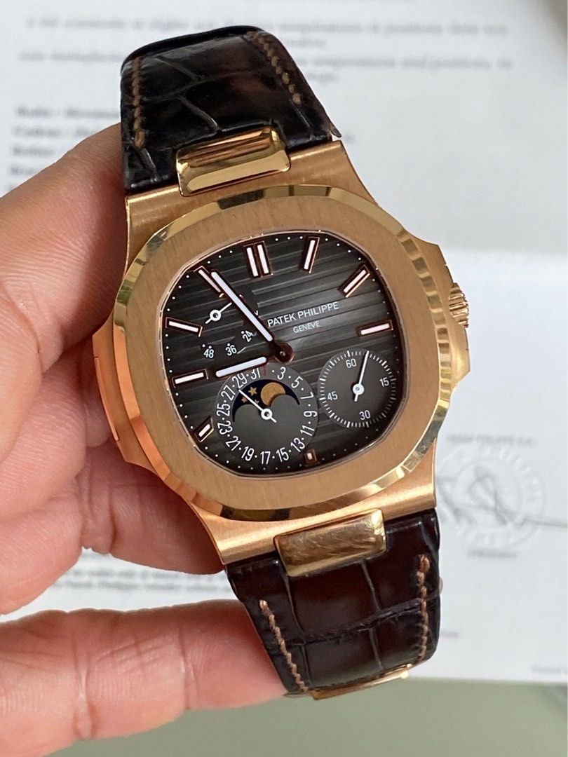 Patek philippe nautilus outlet moonphase rose gold